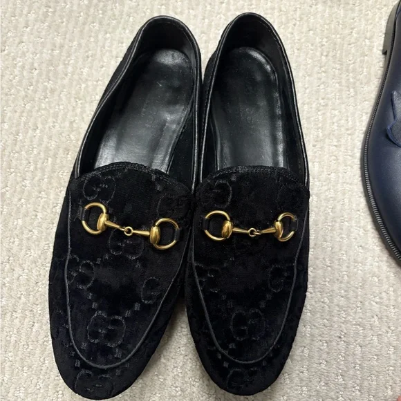 Gucci Black and Gold Loafers - Picture 1 of 2